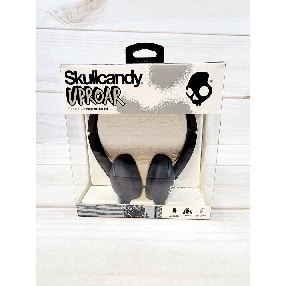 Skullcandy Uproar Supreme Sound Wired On-Ear Headphones w/Microphone Black NEW